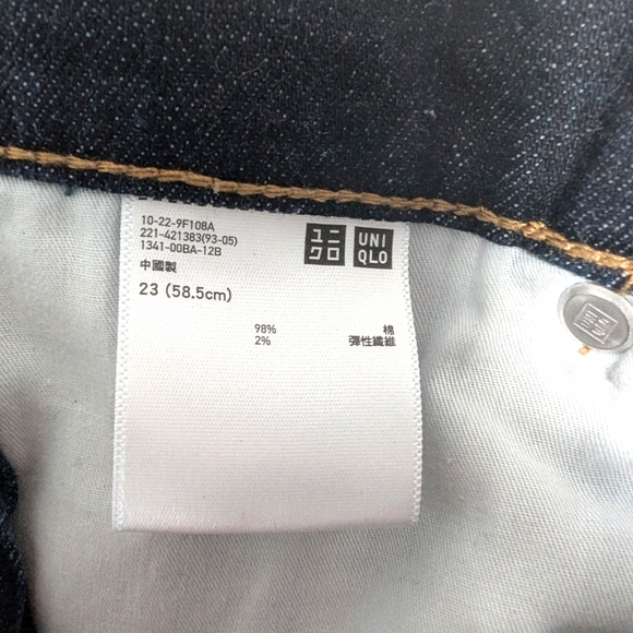 UNIQLO Women's Dark Jeans In Size 23 - Picture 6 of 7